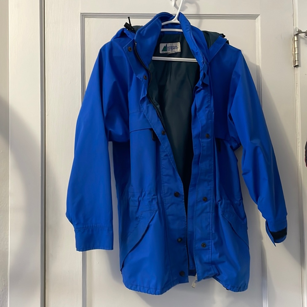 Vintage MEC rain jacket/windbreaker